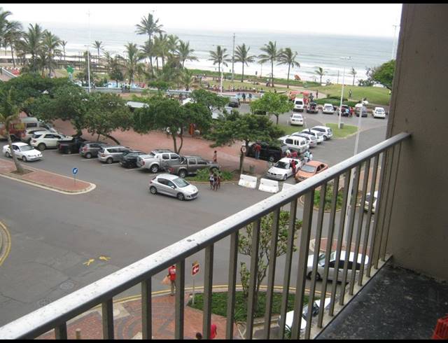 3 BEDROOM APARTMENT TO LET IN SOUTH BEACH